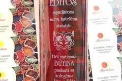 Graviruotas-butelis
